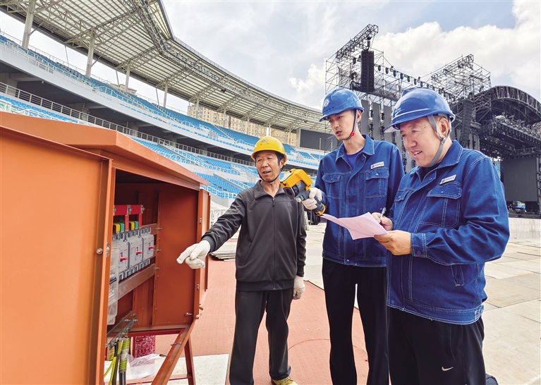 電力護航   縱情歌唱